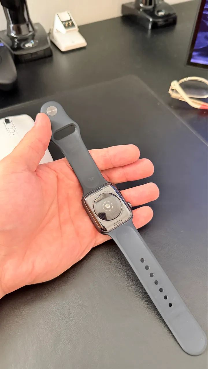 Apple Watch SE (1ª geração) de 44 mm - Foto 5