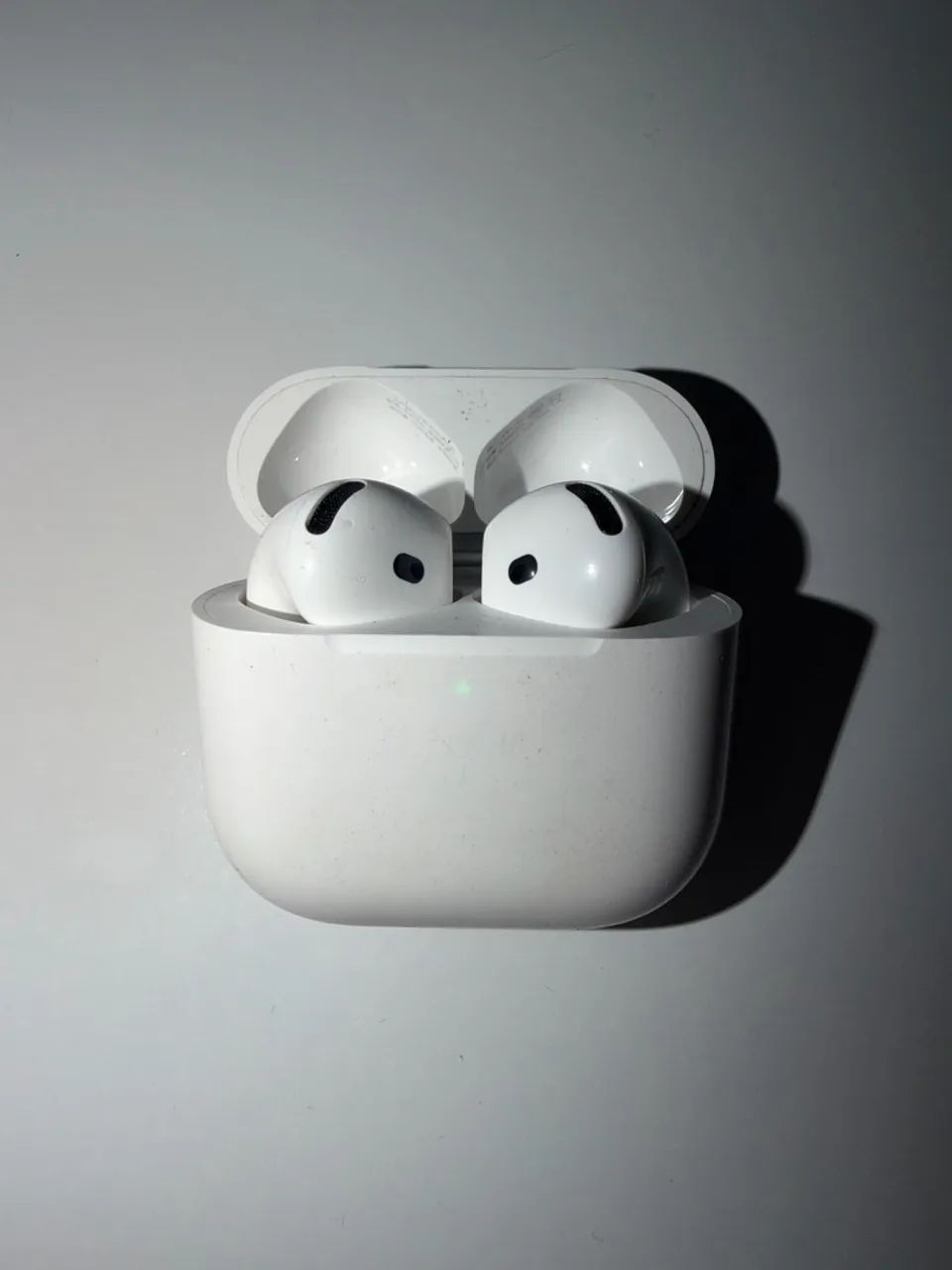 Airpods 4 sem ANR