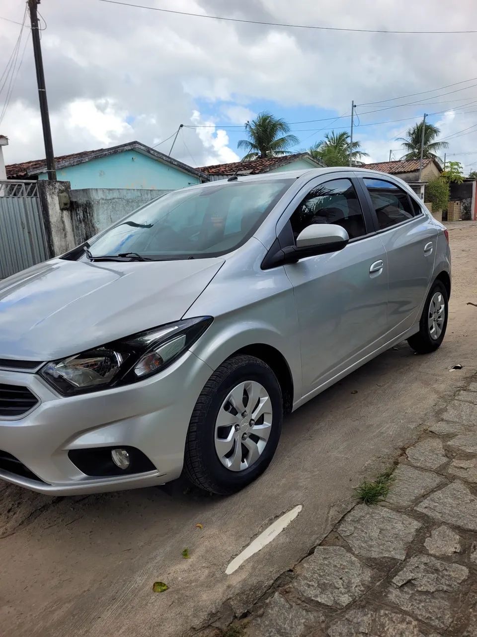 Chevrolet Onix Hatch LT 1.0 8V Flex Mec. 4P 2017 - Foto 4