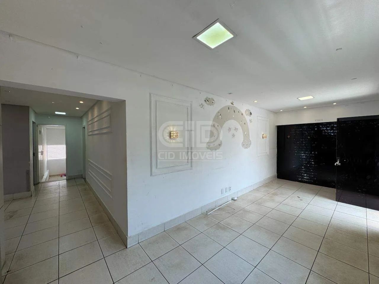 Casa Comercial com Recepção e 12 Salas no Santa Rosa - Foto 3