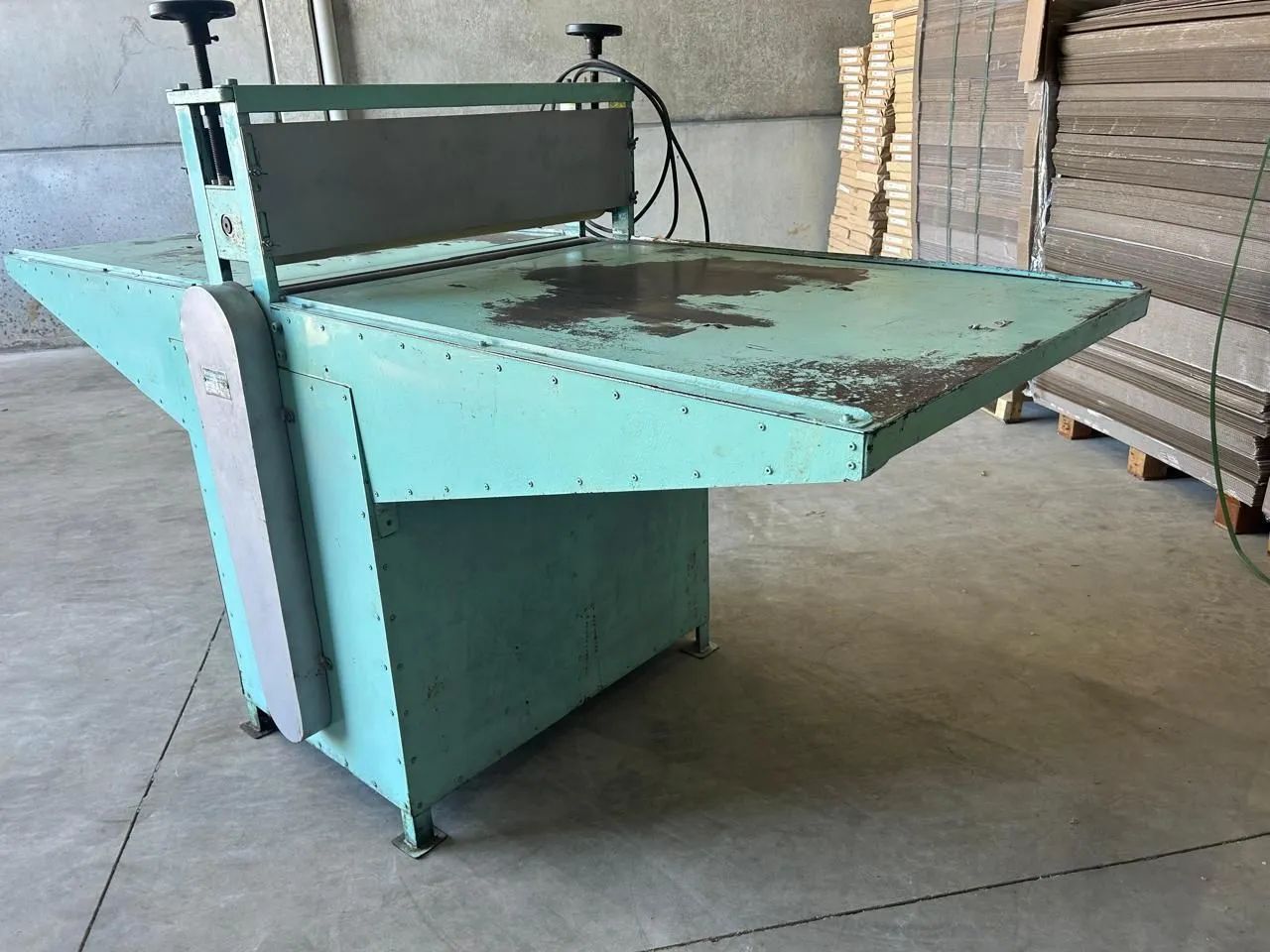 Máquina de corte e vinco - Foto 2
