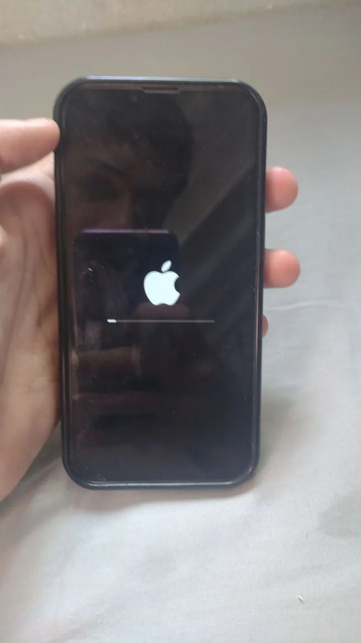 Iphone 13 semi-novo  - Foto 2
