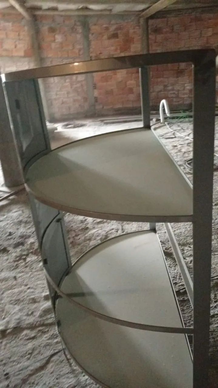 Prateleiras de vitrine em bom estado. - Foto 4