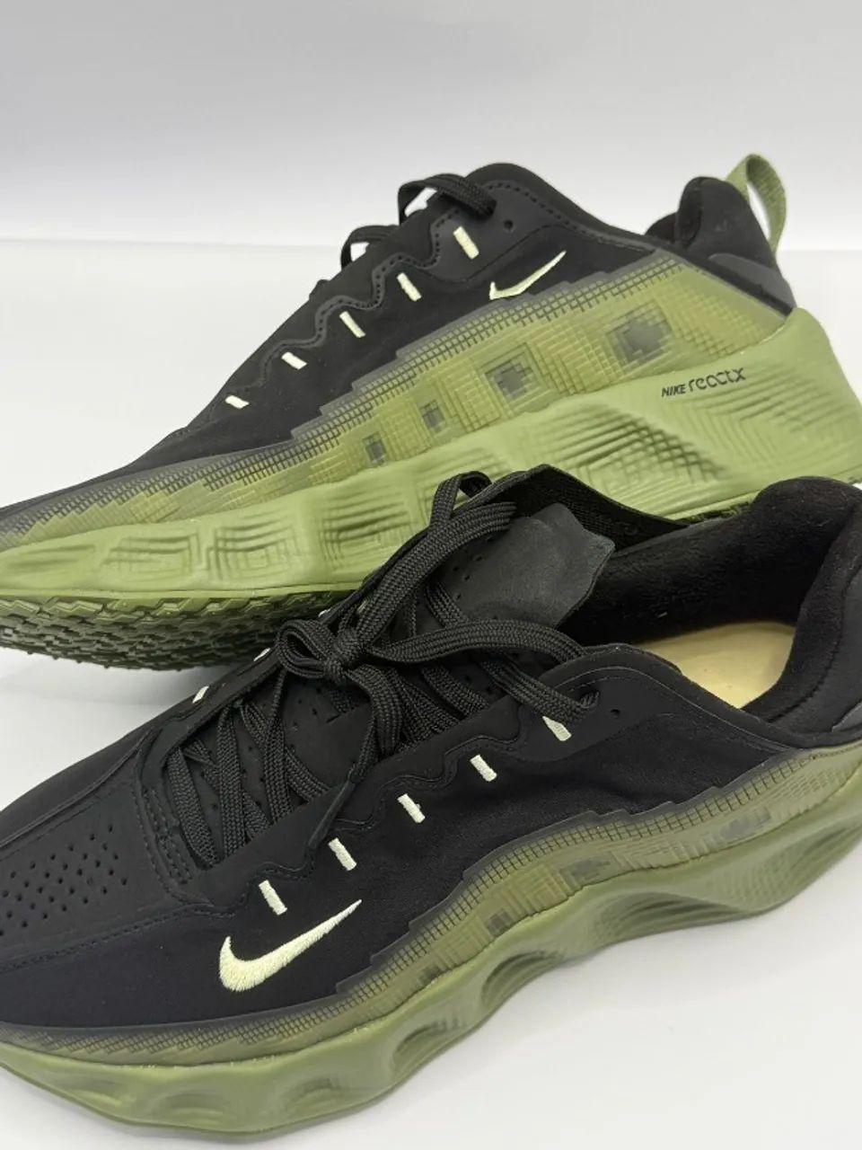 nike ava rover preto/verde size 39.5 - Foto 5