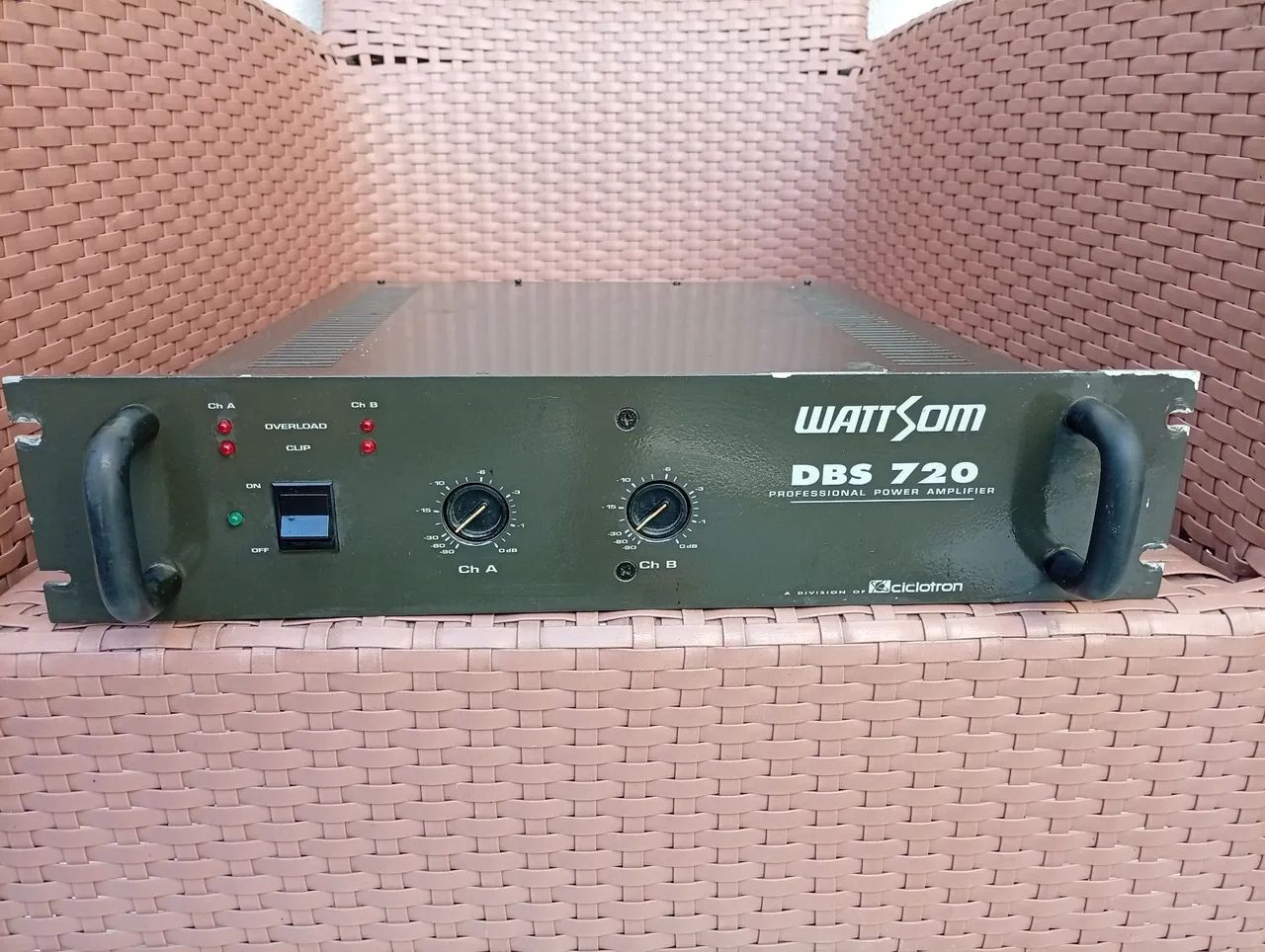 Amplificador ciclotron DBS 720