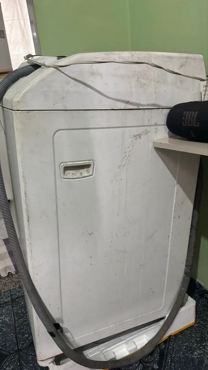 Máquina de lavar usada