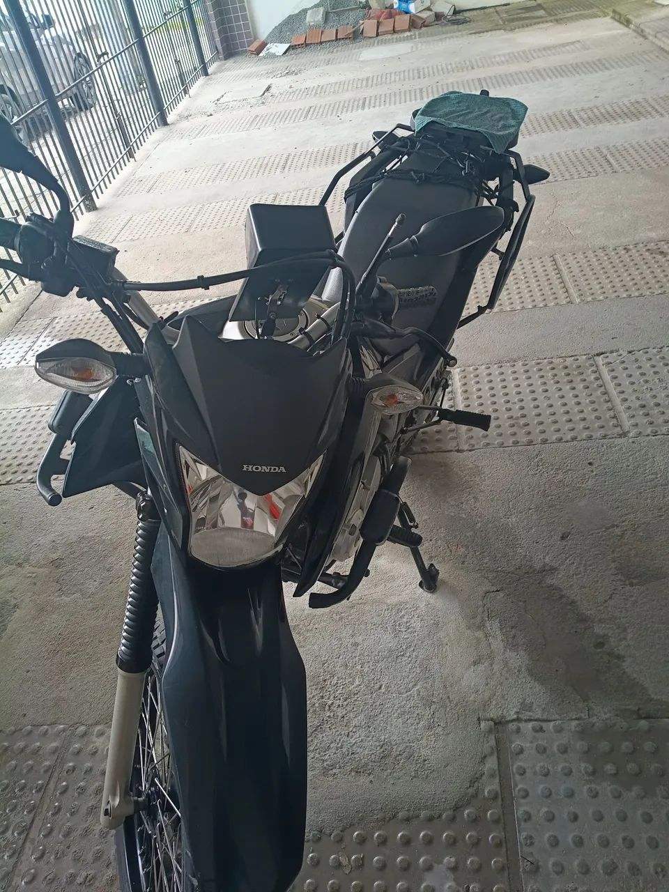 Moto de garagem.  - Foto 2