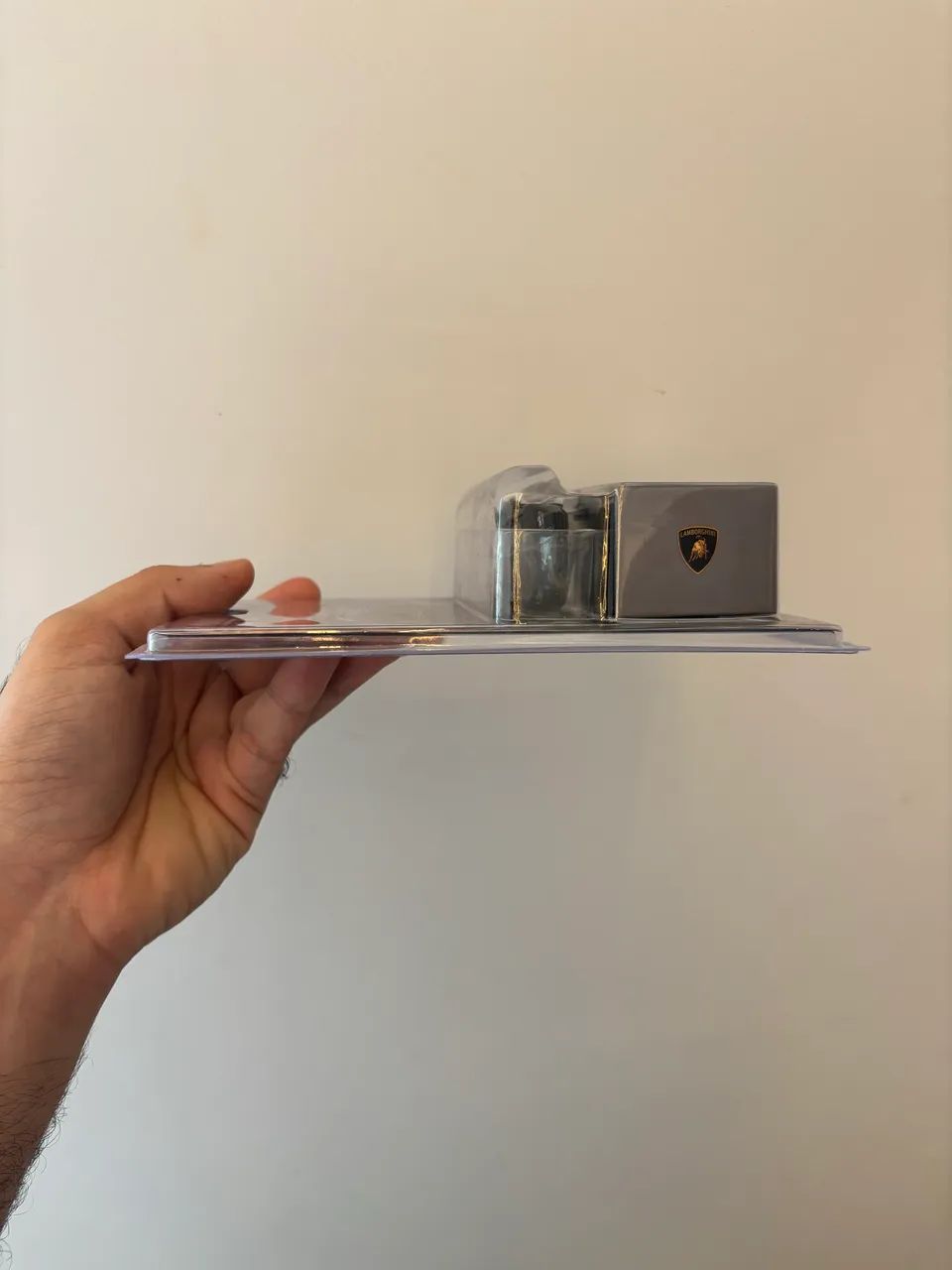 Mini GT -Lamborguini Countach | Limitada em 6660 - Foto 3