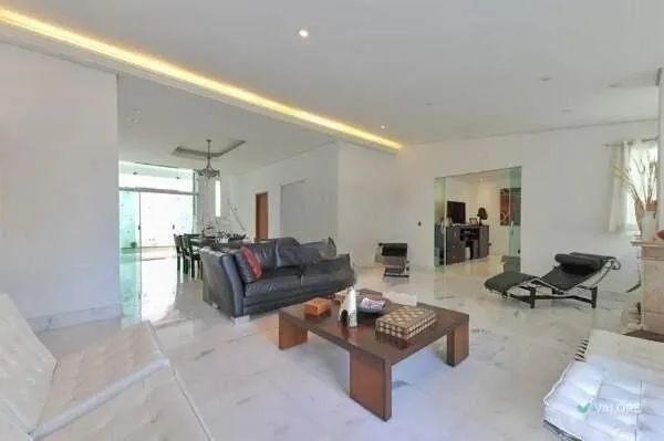 Casa 4 quartos à venda no Mangabeiras