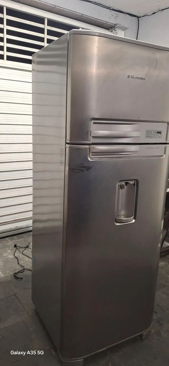 Geladeira Electrolux DC49X