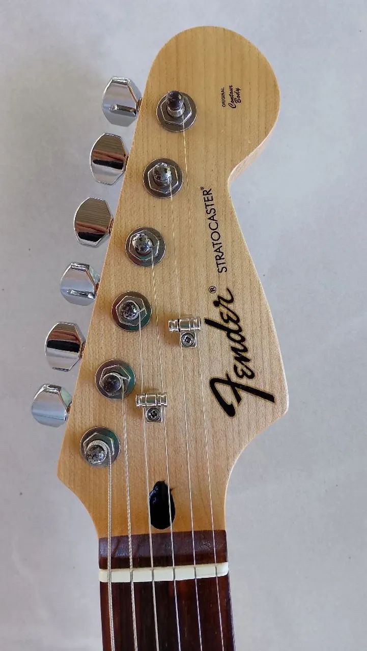 Guitarra stratocaster  - Foto 3