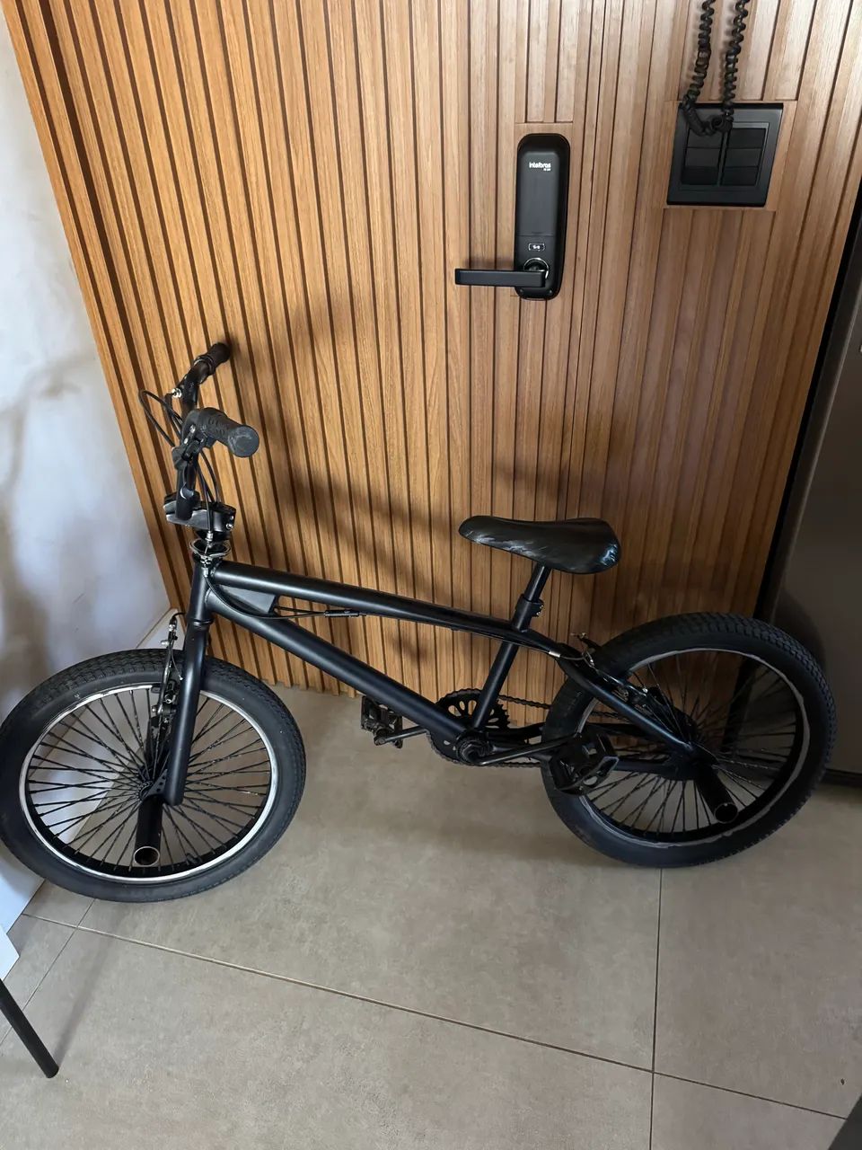 Bicicleta modelo BMX aro 20 estilo freestyle - Foto 3