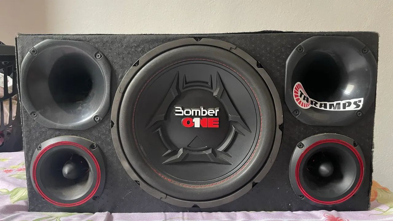 Caixa de som Bomber One