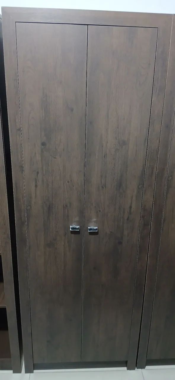 Armário multifuncional 