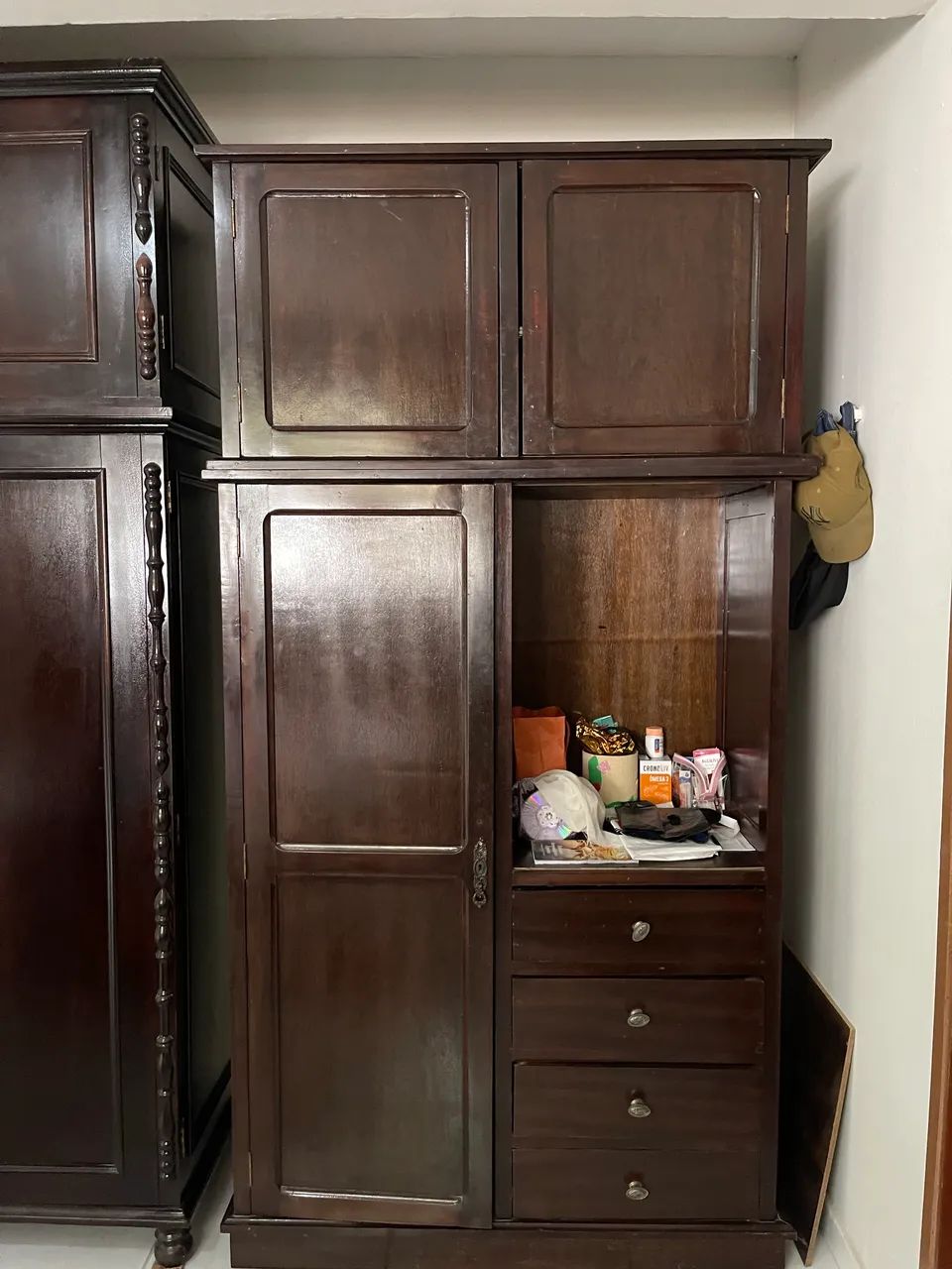 Guarda roupa de solteiro
