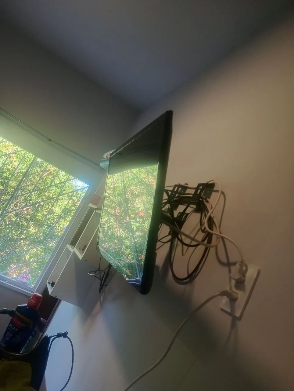 TV Samsung smart de 32 polegadas seminova