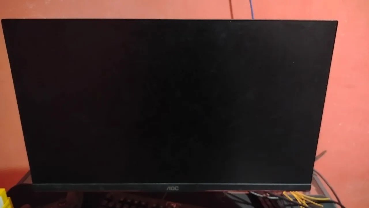 Monitor aoc 24" 144hz Hero com braço articulado