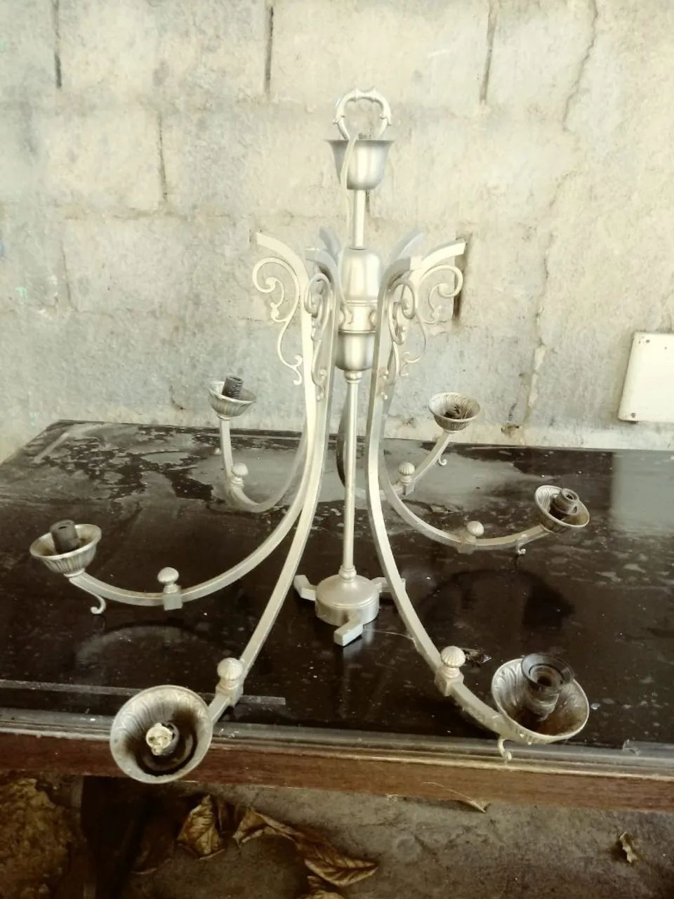 Lustre de metal