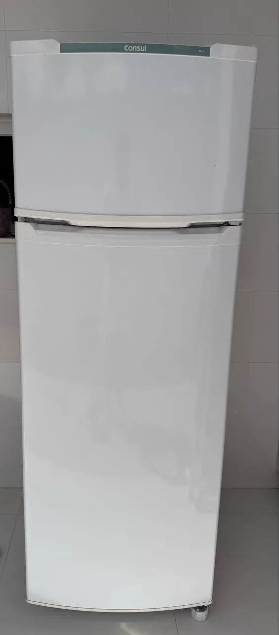 Geladeira cônsul pouco tem pode uso