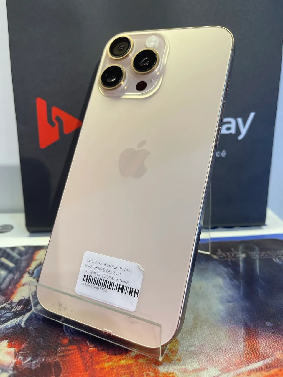 Modelo de vitrine iphone 16 pro Max 256giga 
