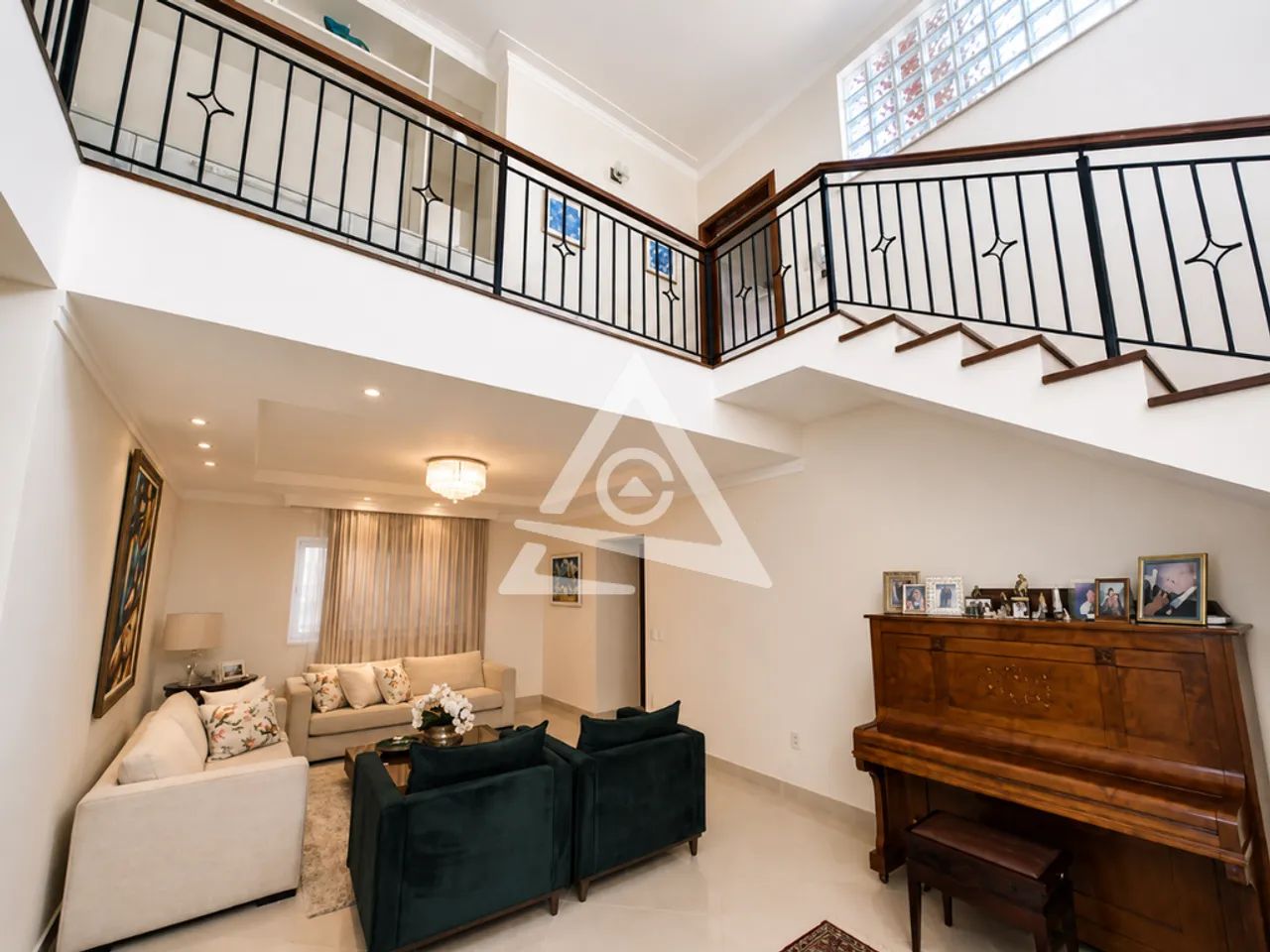 Casa à venda em Campinas, Vila Nogueira, com 3 suítes, com 384 m² - Foto 2