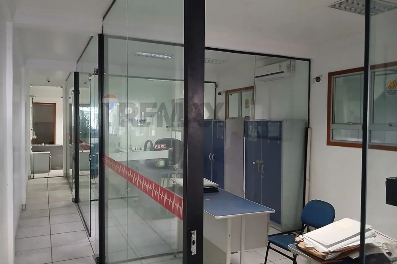 "Prédio Comercial no Horto: 885m² por Ótimo Preço!" - Foto 3
