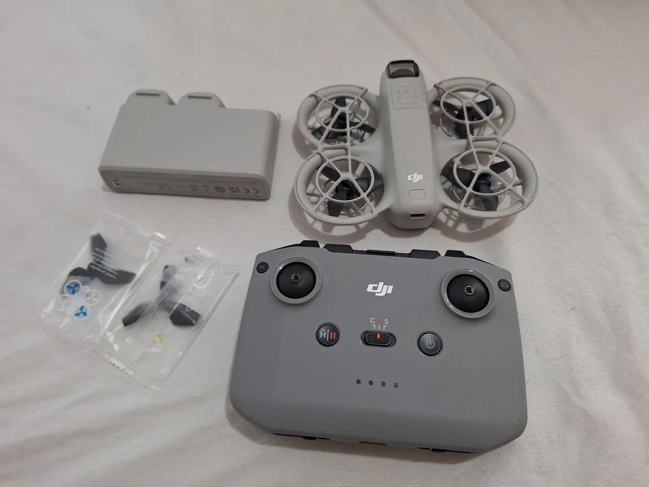 Dji Neo Combo Fly More - Foto 4