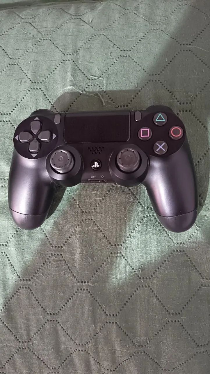 controle PS4 original semi novo tudo funcionando  - Foto 3