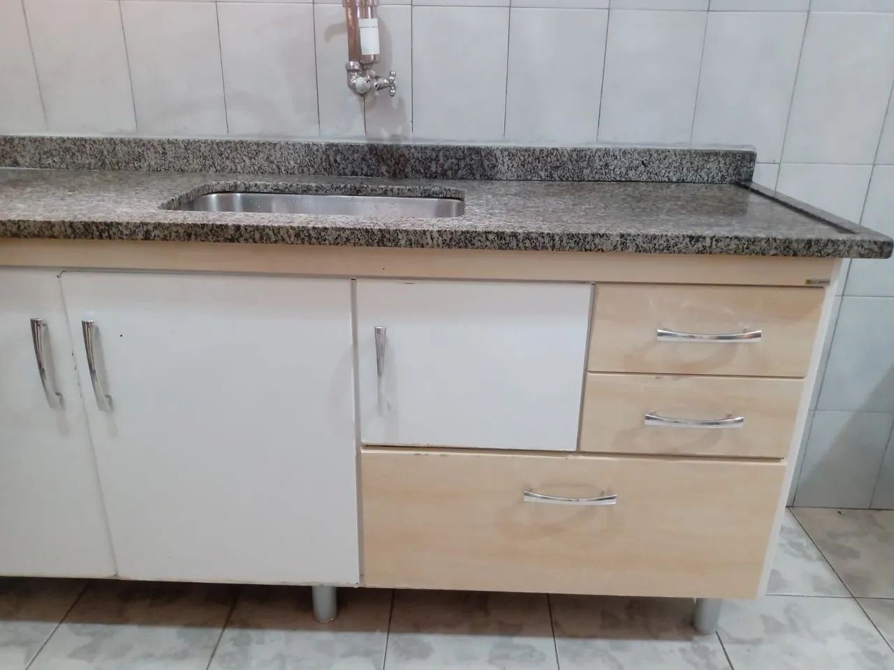 Gabinete de cozinha com granito  - Foto 3