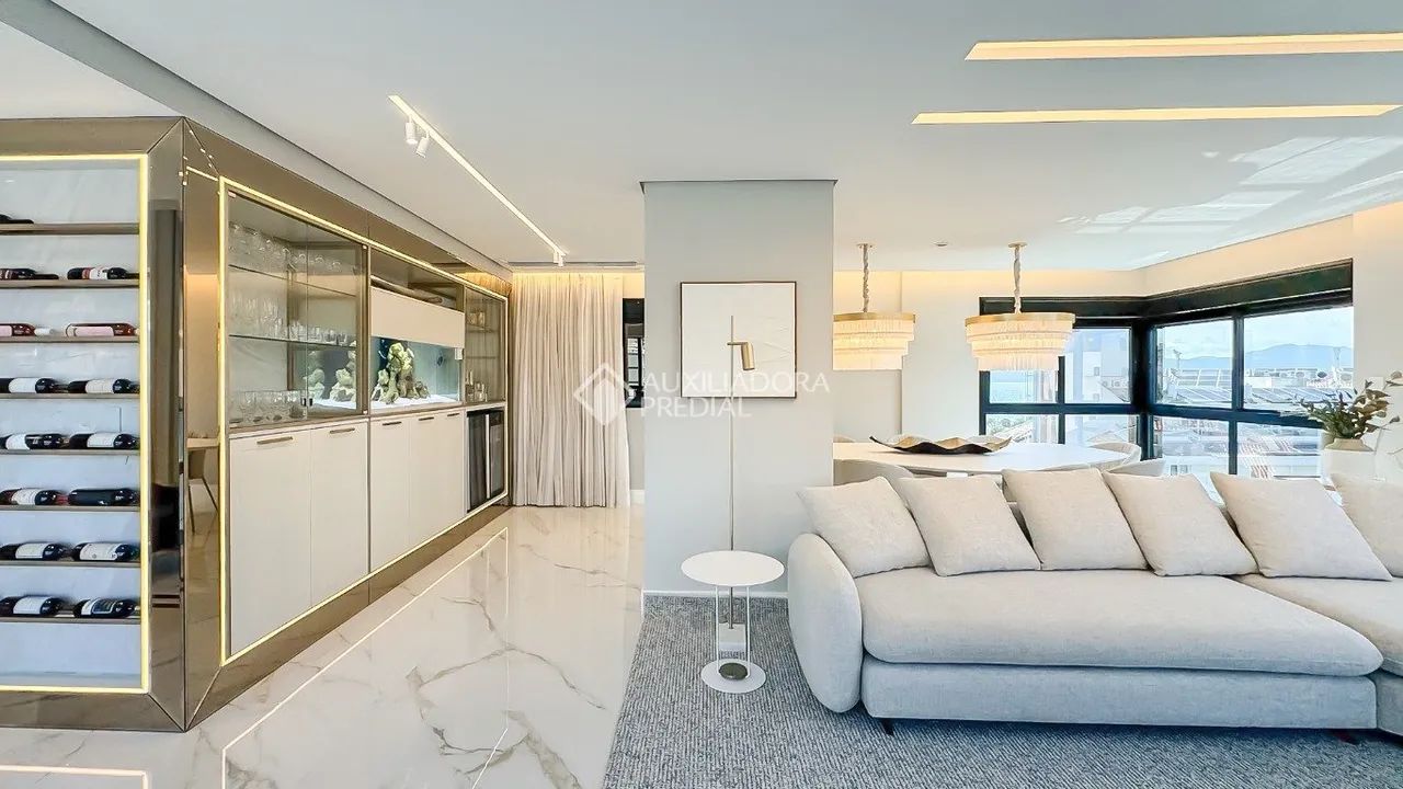 Duplex luxuoso com 4 Suites e vista mar - Foto 5