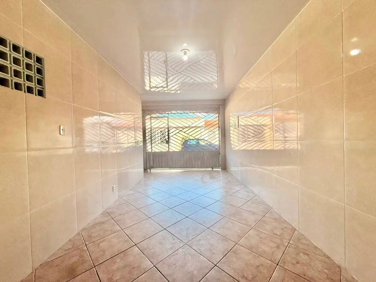Linda Casa em Vila Fechada no Tenoné com Piscina - Foto 5
