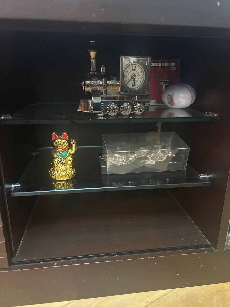 Rack Madeira Maciça com cristaleira com luz e gaveta - Imbuia - Saúde  - Foto 4