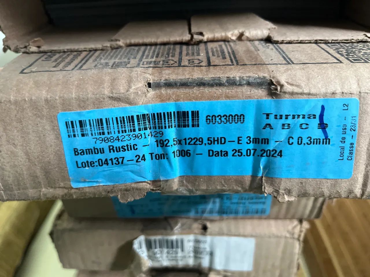 Piso Vinilico em régua 3mm para tráfego comercial  - Foto 5