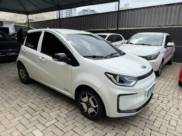 JAC E-JS1 62cv 5P Aut. (elétrico) 2025
