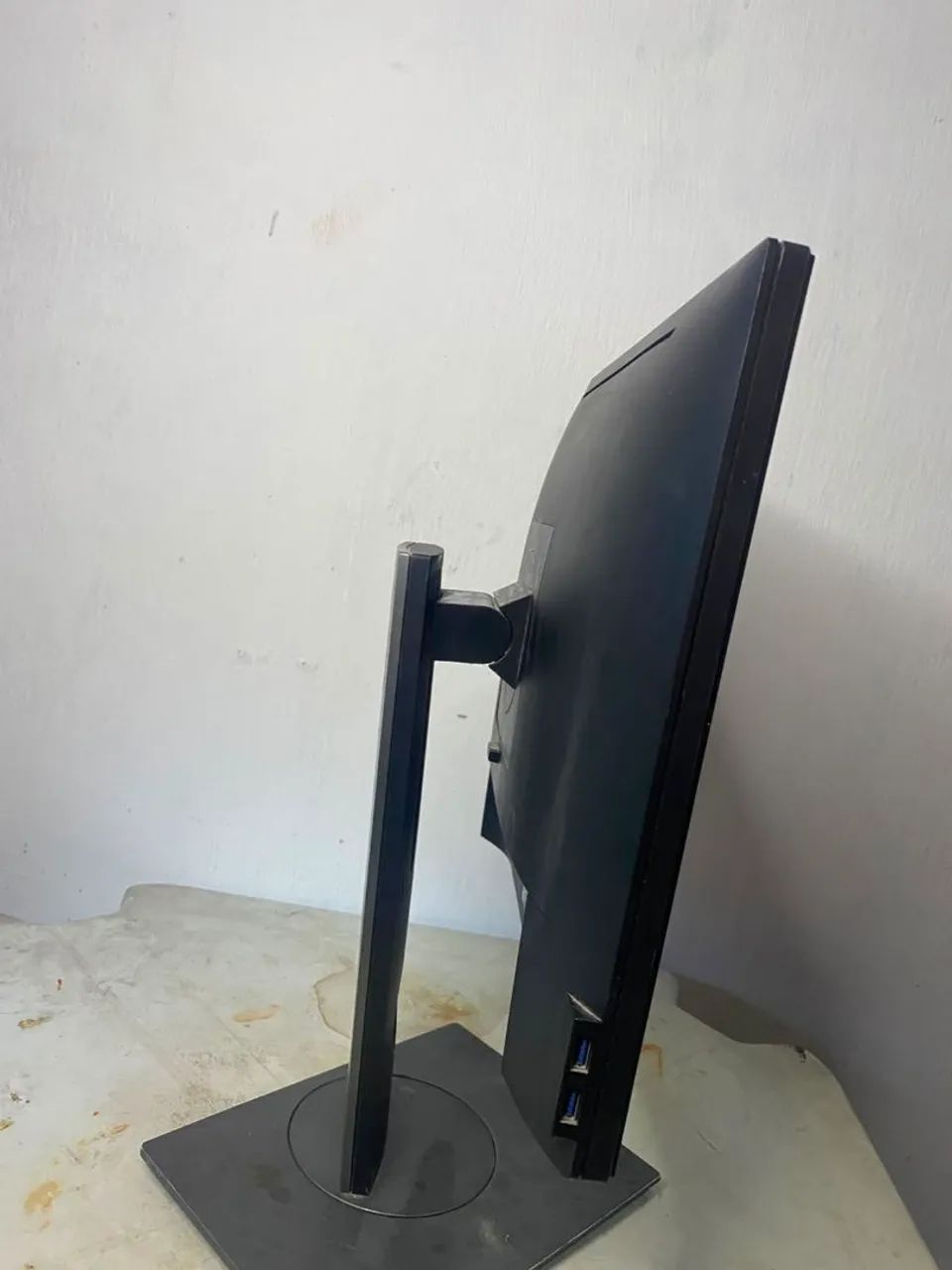 Monitor Dell P1917Sc 19" - HDMI, DisplayPort e VGA - Foto 3