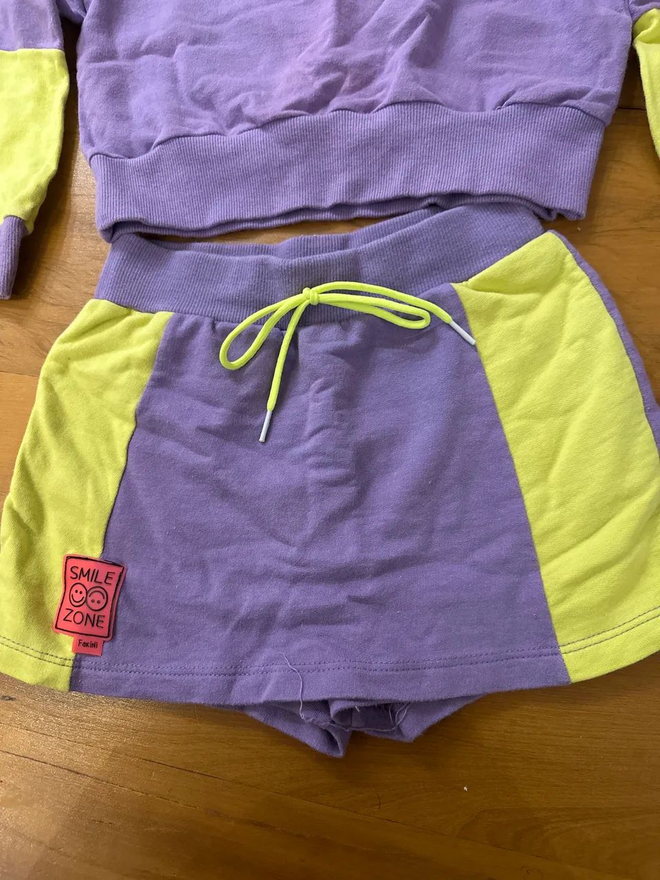 Conjunto de shorts e saia de moletinho  - Foto 3