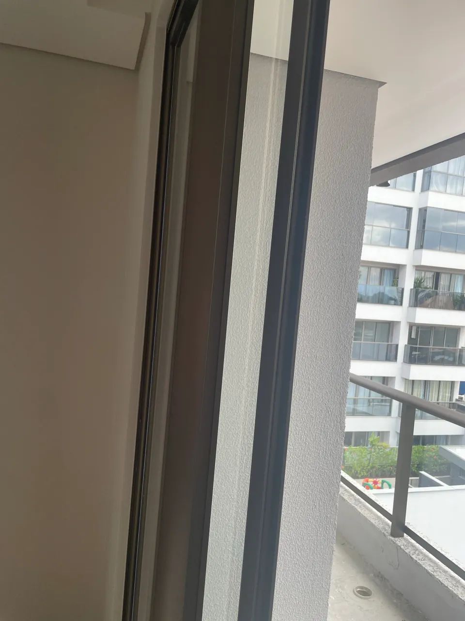 Porta-janela de alumínio nova - retirada de apartamento novo - Foto 3