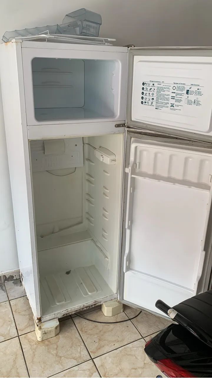 Vendo Geladeira - Foto 2