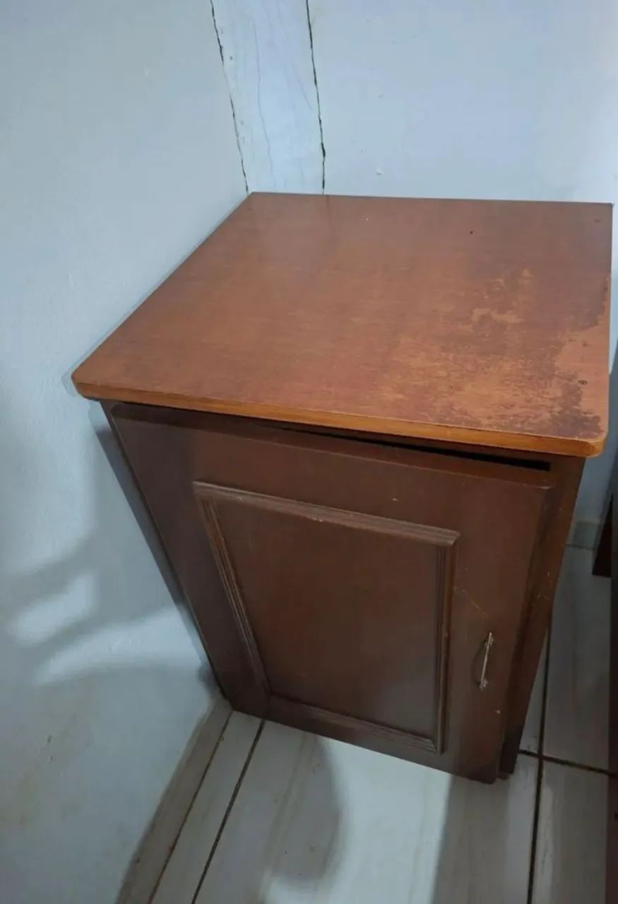 Mesa de cabeceira 