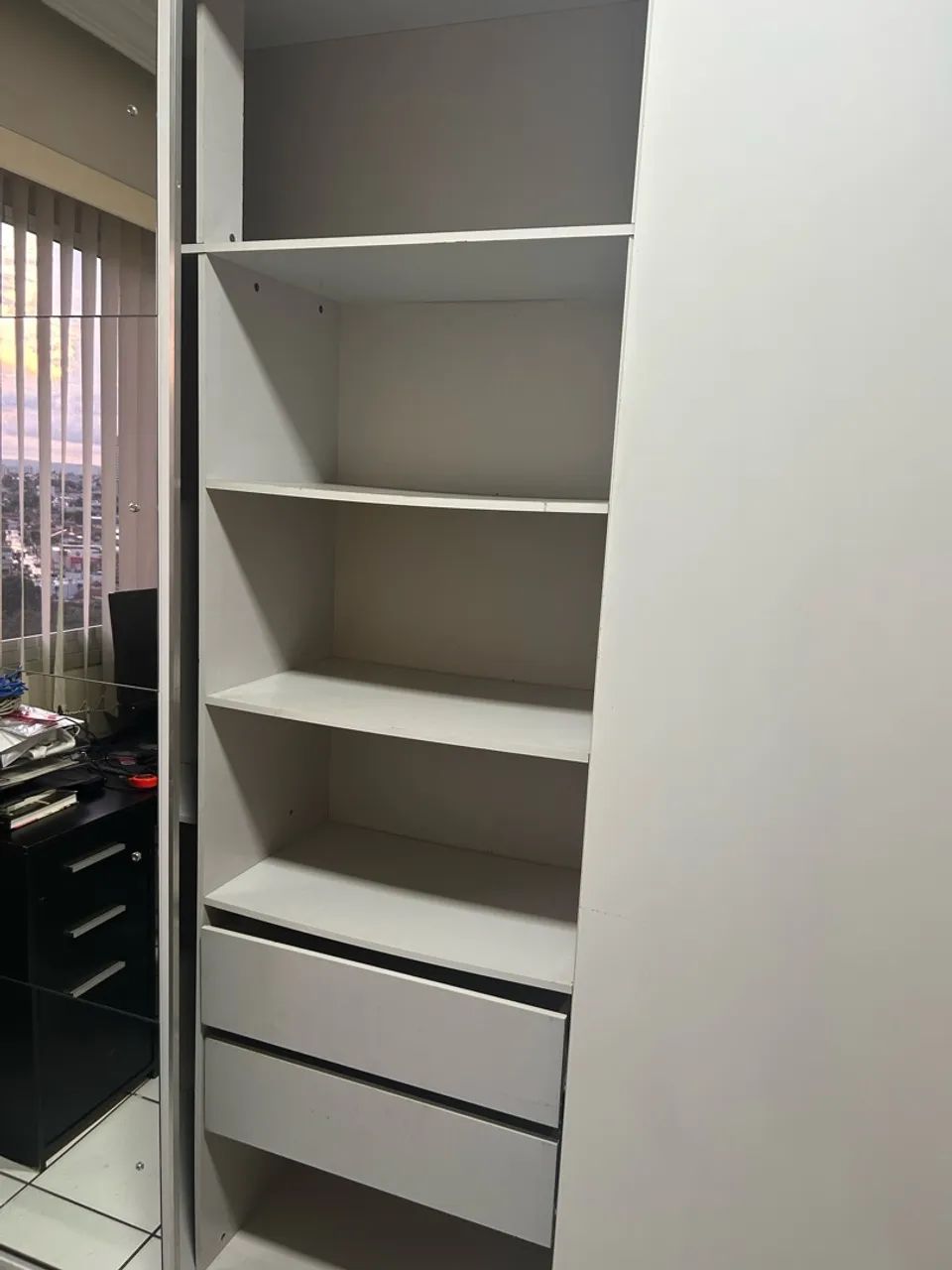 Guarda roupa com espelho - Foto 3