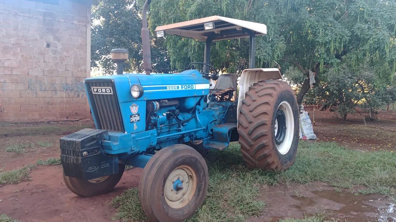 Trator Ford 6600