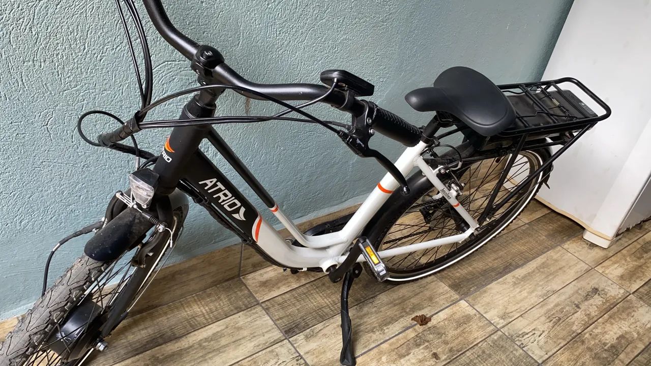 Bicicleta Elétrica semi nova