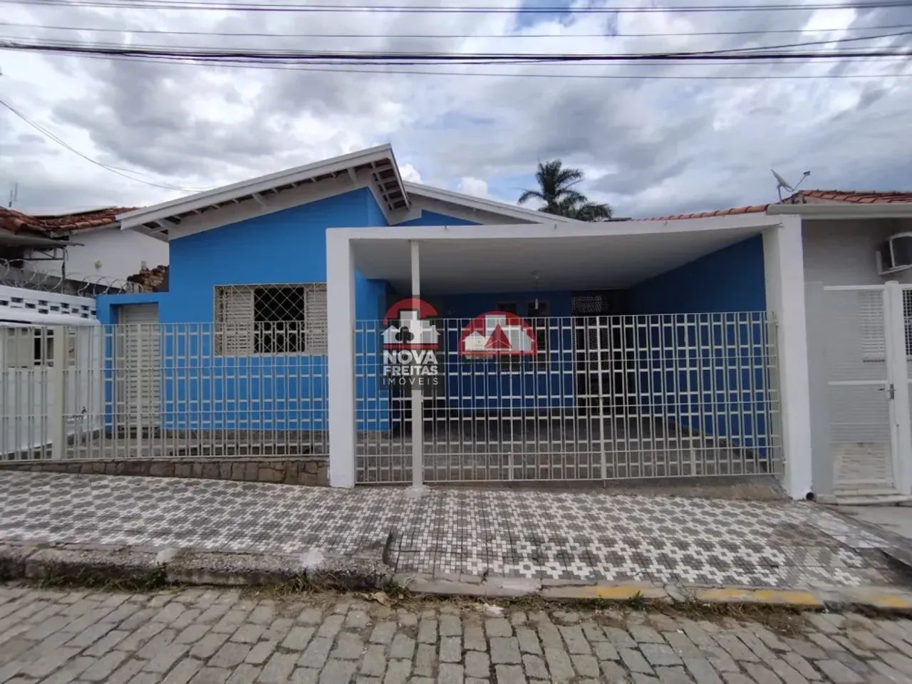 Casa Padrão em Pindamonhangaba