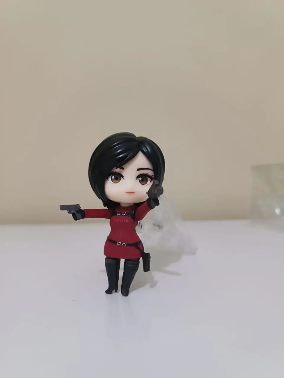 ADA WONG RESIDENT EVIL 4 (NENDOROID ACTION FIGURE) - Foto 5