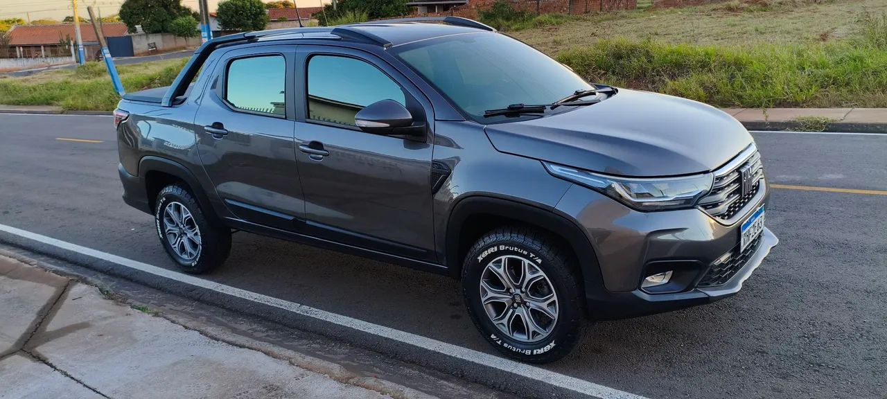 Fiat Strada Volcano 1.3 Flex 8V CD Aut. 2022 - Foto 2