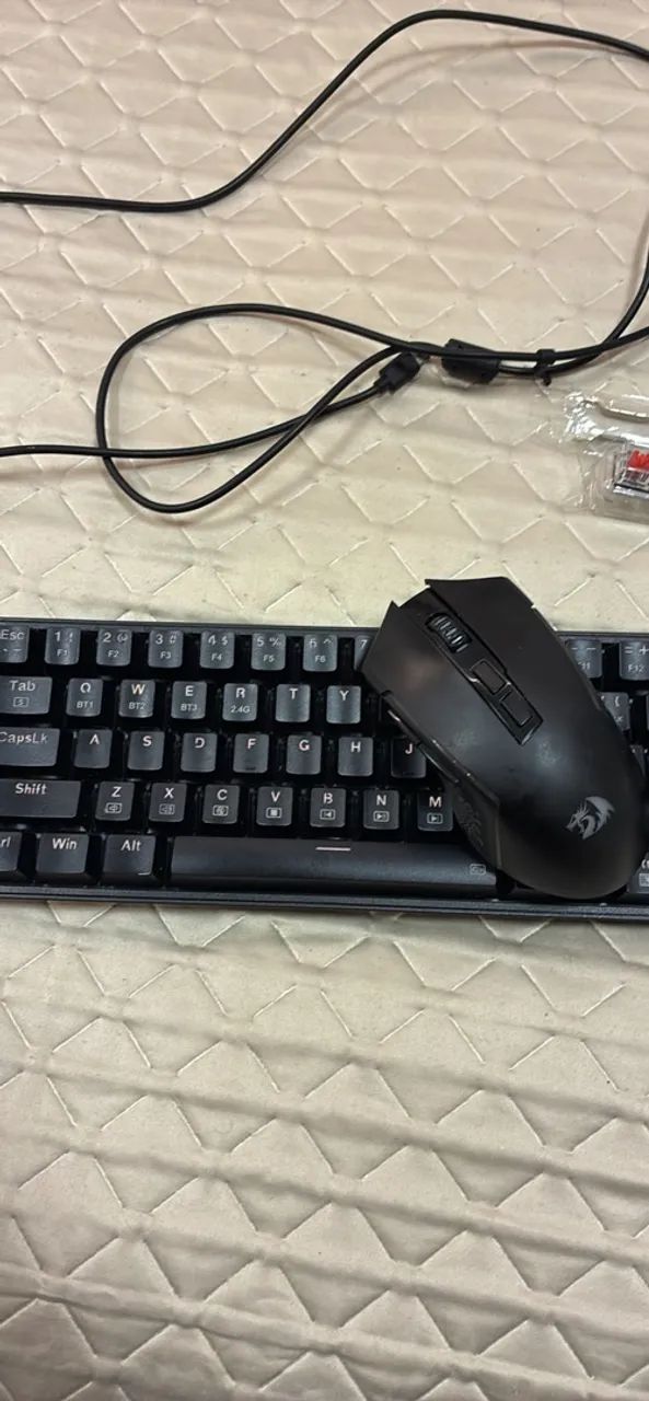 Kit Redragon teclado e mouse S136, cabeado e sem fio BT e 2.4G