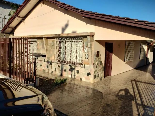 Casa com amplo terreno - Foto 4
