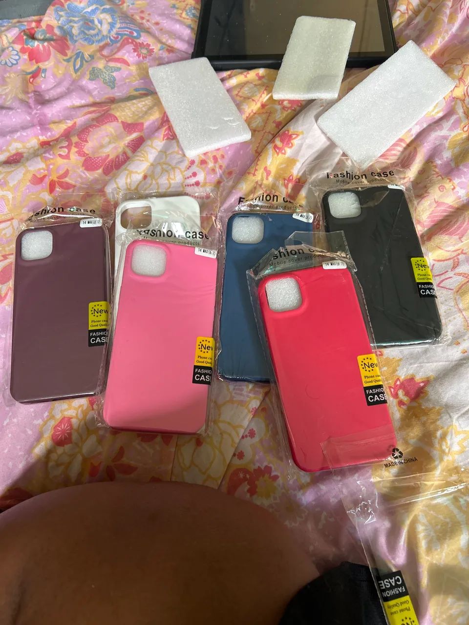Vendo capa de iphone 14 plus e 14 max