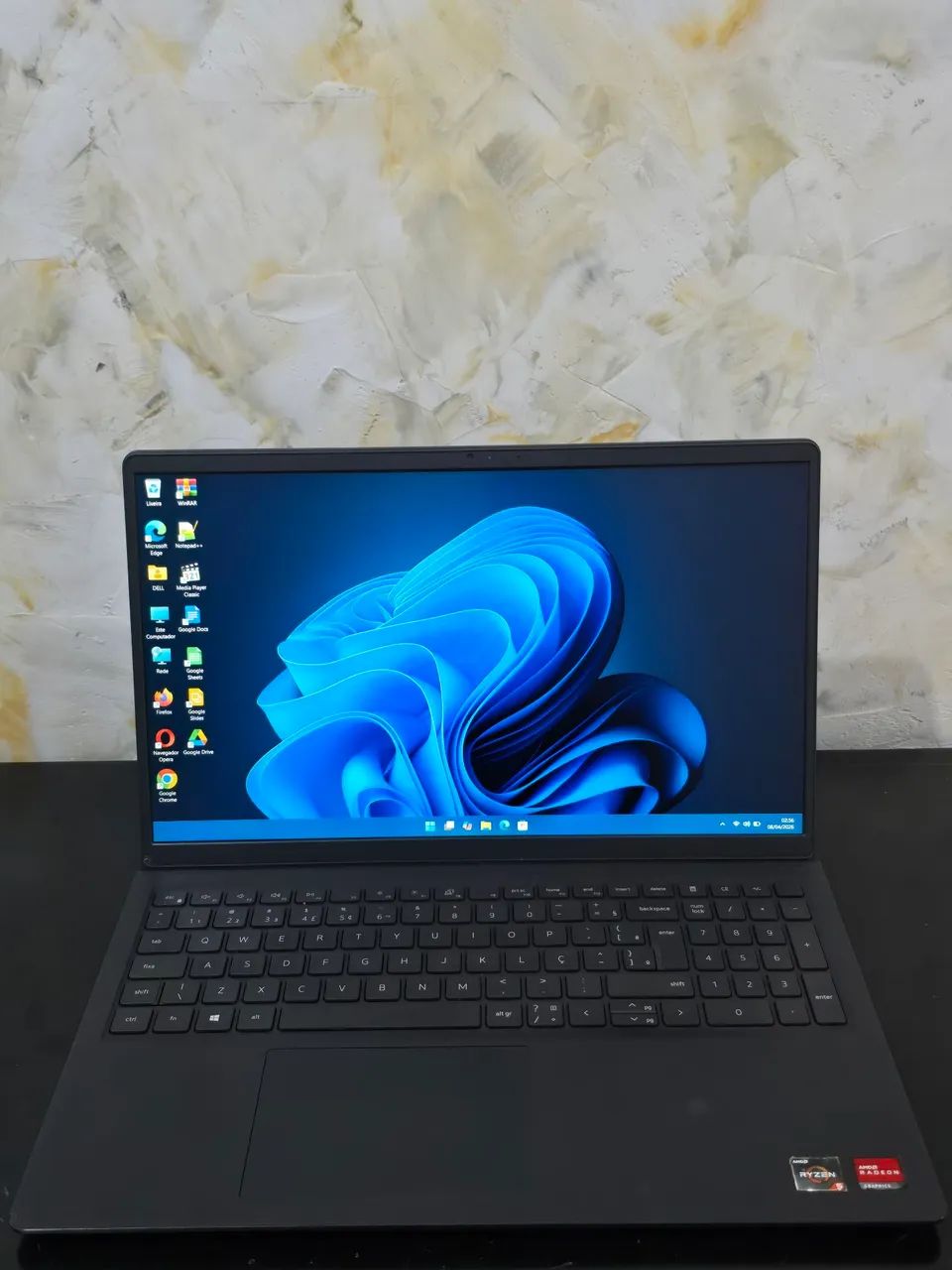 NOTEBOOK DELL INSPIRON 15 RYZEN 5 3450U 8GB 256GB SSD - Notebooks