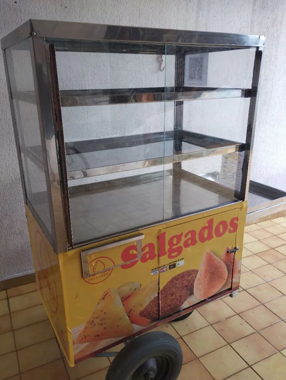 Vendo esse carrinho de salgados e doces  - Foto 2